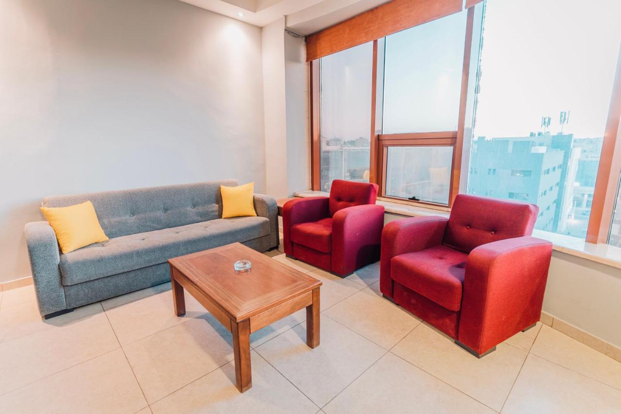 Baden Hotel Suites Amman Exteriör bild