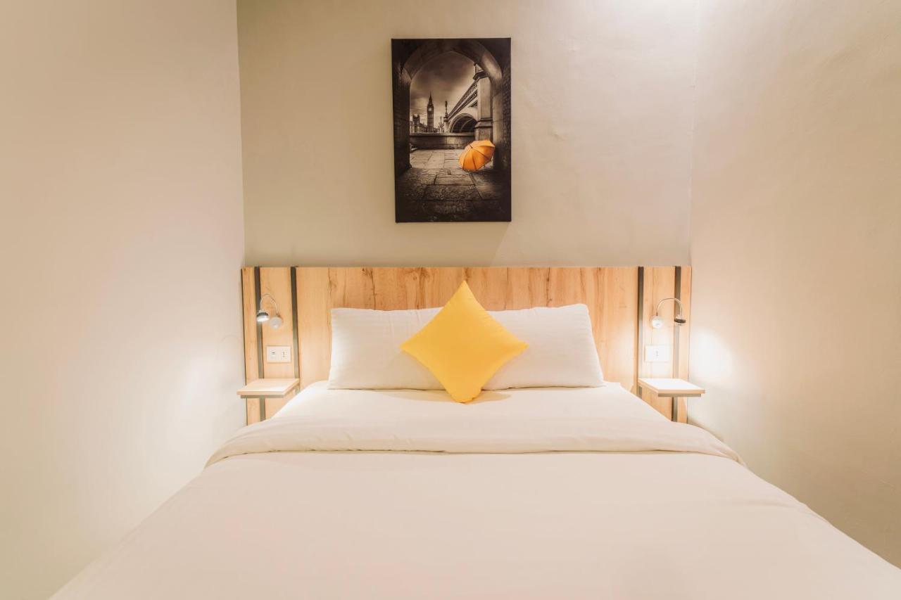 Baden Hotel Suites Amman Exteriör bild